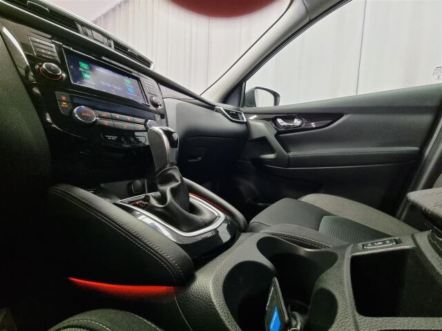 NISSAN Qashqai 2020 DIG-T 160 N-Connecta 2WD DCT  * VETOKOUKKU,  Moottorilämmitin, Peruutuskamera *