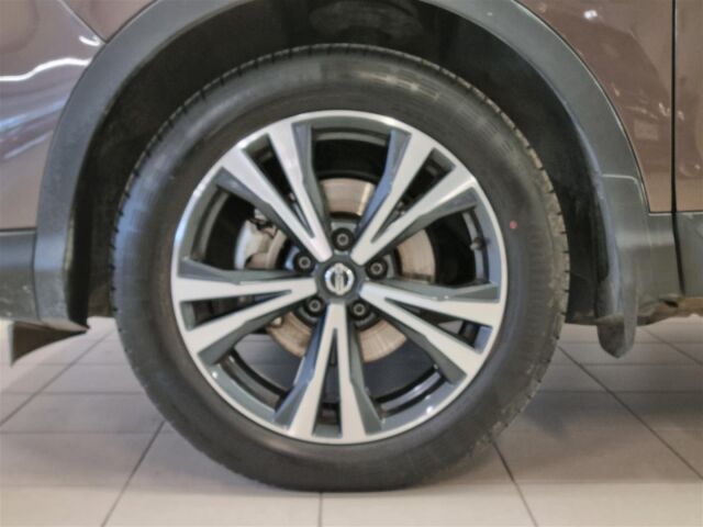 NISSAN Qashqai 2020 DIG-T 160 N-Connecta 2WD DCT  * VETOKOUKKU,  Moottorilämmitin, Peruutuskamera *