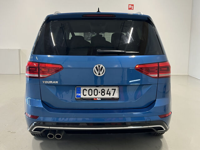 VOLKSWAGEN TOURAN 2020 2,0 TDI R-Line 110 kW DSG *7Hlö *Caribbean Blue *Ratinlämmitys *ACC *Discover Pro *Avaimeton kulku *