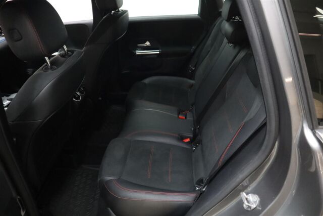 MERCEDES-BENZ B 2021 250 e A Business AMG Edition EQ Power