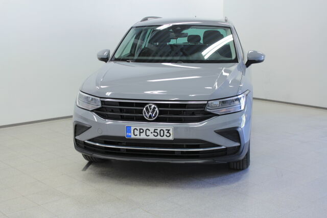 VOLKSWAGEN Tiguan 2021 1,5 TSI 110 kW DSG-automaatti
