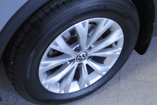 VOLKSWAGEN Tiguan 2021 1,5 TSI 110 kW DSG-automaatti