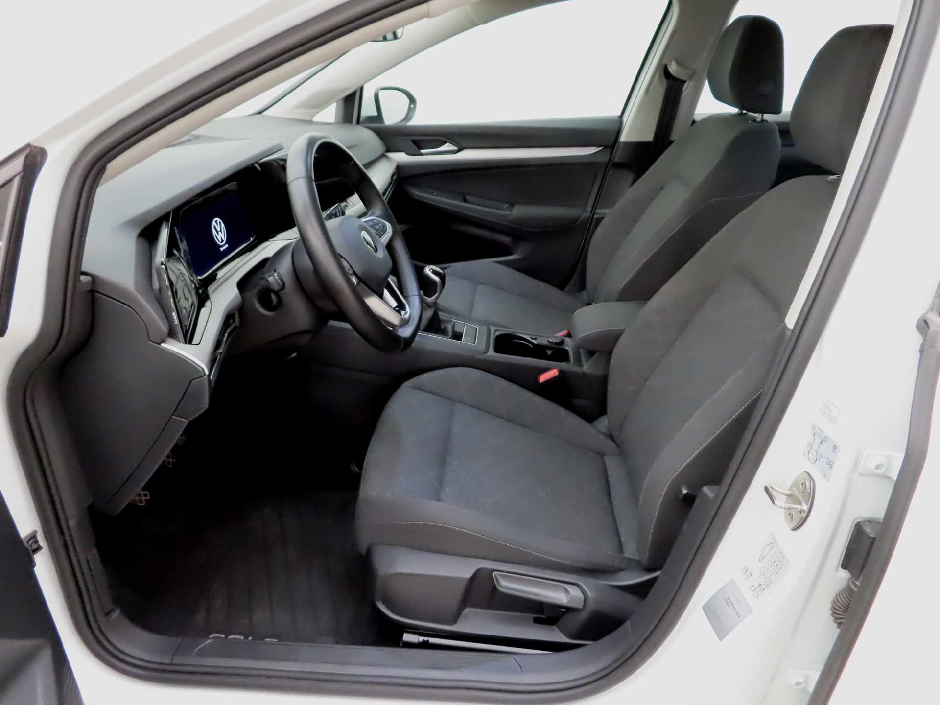 Volkswagen Golf 1,0 TSI 81 kW SIS. ALV 2021, photo 6/10