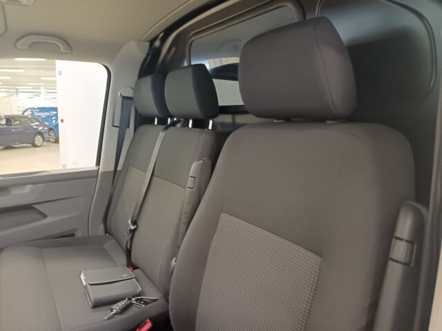 VOLKSWAGEN Transporter 2021 umpipakettiauto Pitkä 2,0 TDI 150 kW 4Motion DSG 204M