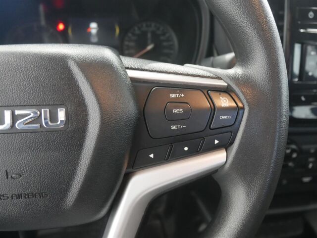 ISUZU D-Max 2021 Space Cab 163 TDi 4WD 6MT L Launch Edition