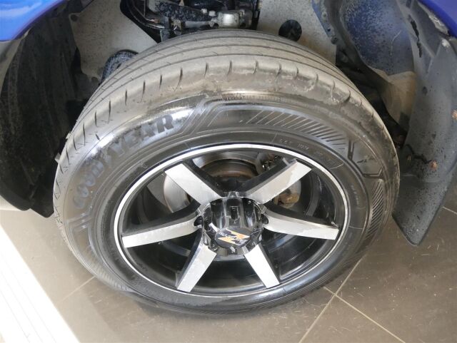 ISUZU D-Max 2021 Space Cab 163 TDi 4WD 6MT L Launch Edition