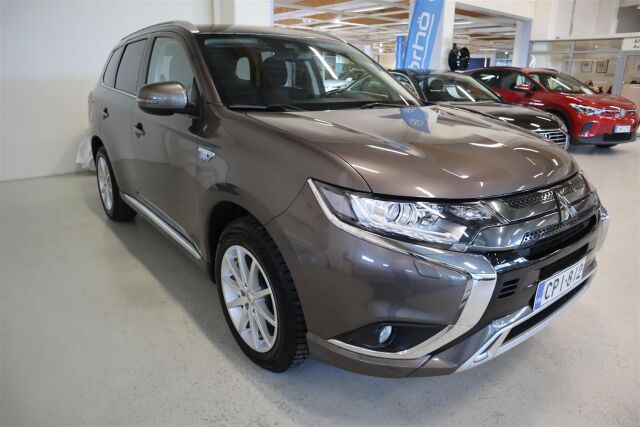 MITSUBISHI Outlander PHEV 2021 Active 4WD 5P