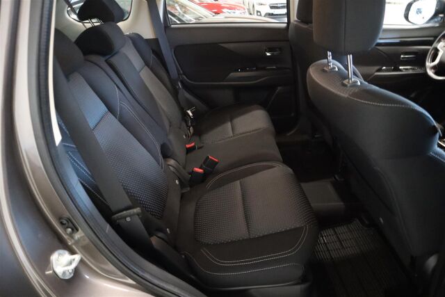 MITSUBISHI Outlander PHEV 2021 Active 4WD 5P