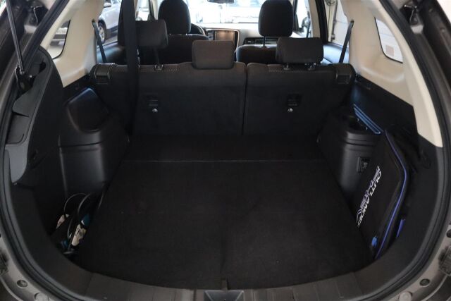 MITSUBISHI Outlander PHEV 2021 Active 4WD 5P