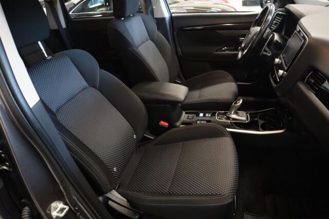 MITSUBISHI Outlander PHEV 2021 Active 4WD 5P