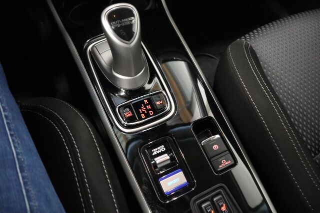 MITSUBISHI Outlander PHEV 2021 Active 4WD 5P