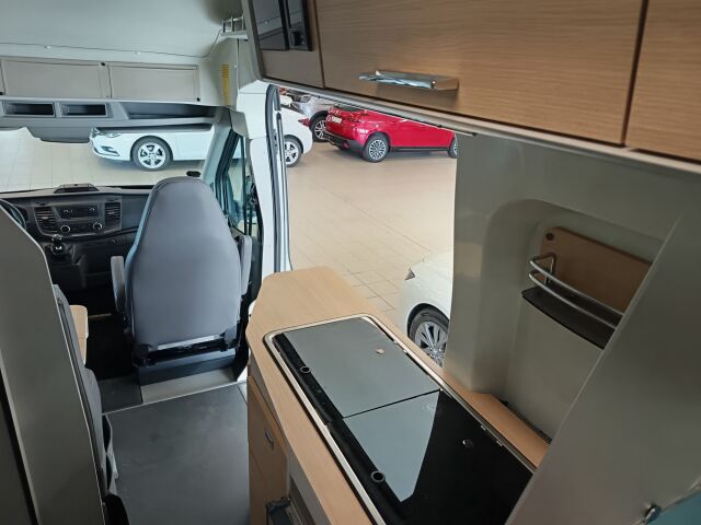karmann DEXTER 2021 560 4x4 Matkailuauto (SA) 3ov 1995cm3