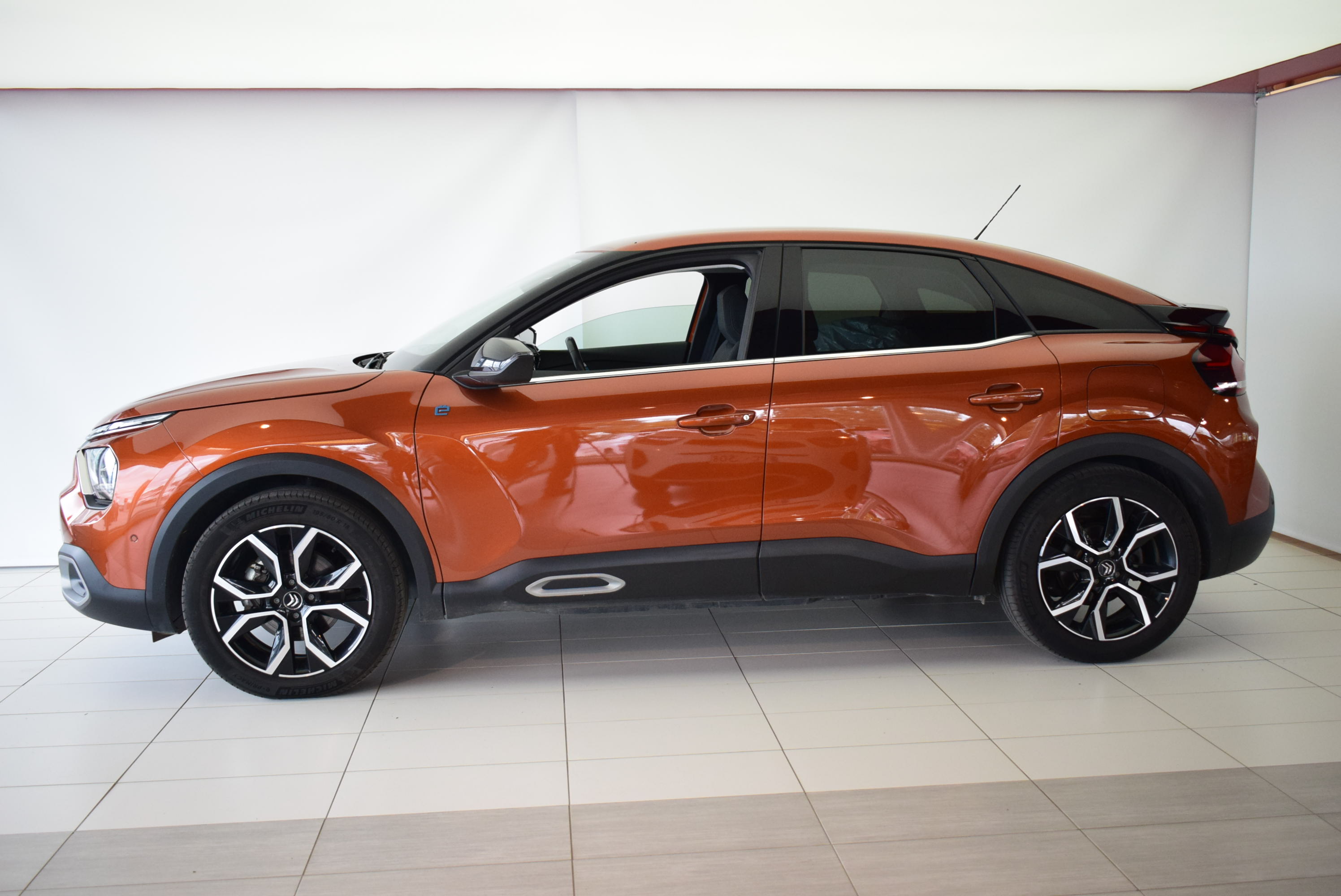 Citroen C4 2021, kuva 2/13
