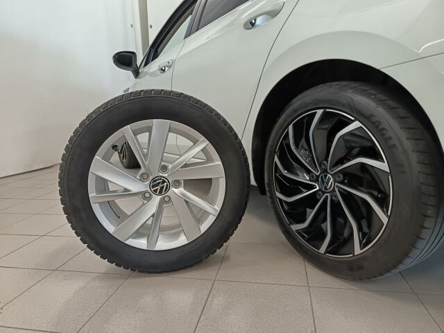 VOLKSWAGEN Golf 2021 Variant Comfort 1,5 eTSI 110 kW (MHEV) DSG-automaatti