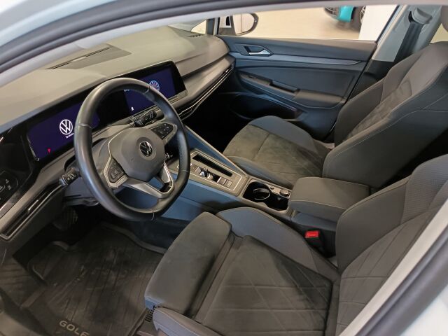 VOLKSWAGEN Golf 2021 Variant Comfort 1,5 eTSI 110 kW (MHEV) DSG-automaatti