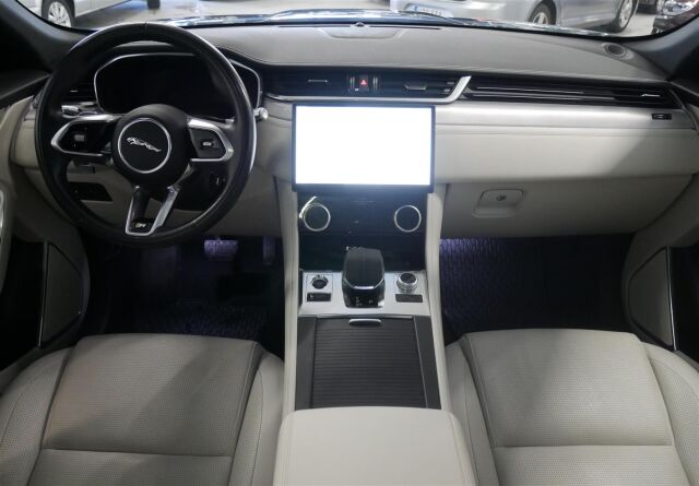 JAGUAR F-PACE 2021 P400e Plug-in Hybrid R-Dynamic S