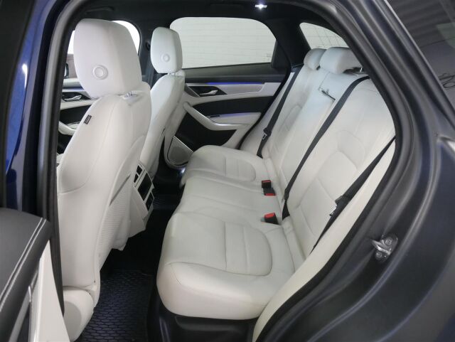 JAGUAR F-PACE 2021 P400e Plug-in Hybrid R-Dynamic S