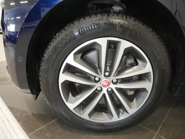 JAGUAR F-PACE 2021 P400e Plug-in Hybrid R-Dynamic S