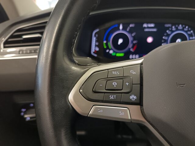 VOLKSWAGEN Tiguan 2021 Style eHybrid 180 kW DSG-auto. **HIENO PLUGARI KORKIALLA MAAVARALLA JA MAUSTEITA ON**