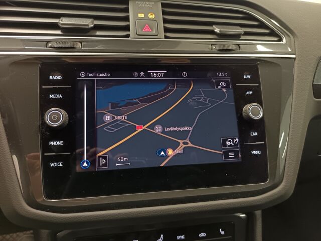 VOLKSWAGEN Tiguan 2021 Style eHybrid 180 kW DSG-auto. **HIENO PLUGARI KORKIALLA MAAVARALLA JA MAUSTEITA ON**