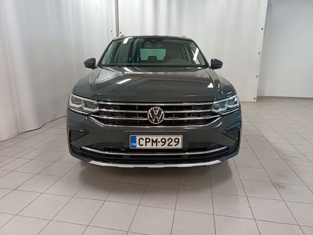 VOLKSWAGEN Tiguan 2021 Style eHybrid 180 kW DSG-auto. **HIENO PLUGARI KORKIALLA MAAVARALLA JA MAUSTEITA ON**