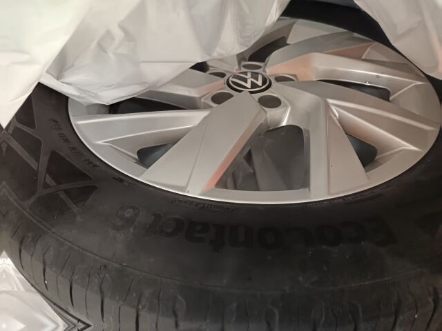 VOLKSWAGEN Tiguan 2021 Style eHybrid 180 kW DSG-auto. **HIENO PLUGARI KORKIALLA MAAVARALLA JA MAUSTEITA ON**