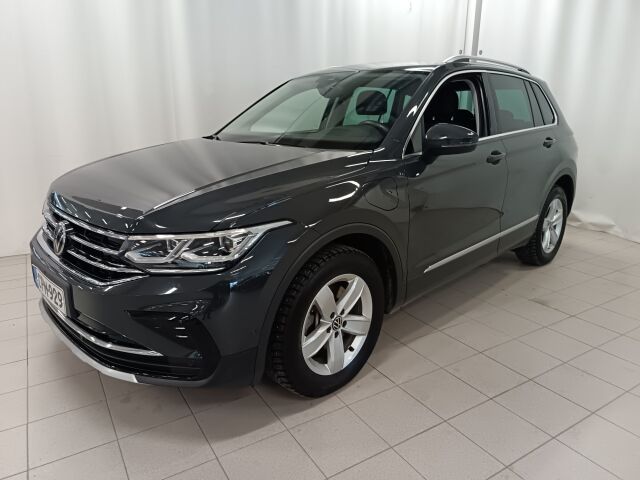 VOLKSWAGEN Tiguan 2021 Style eHybrid 180 kW DSG-auto. **HIENO PLUGARI KORKIALLA MAAVARALLA JA MAUSTEITA ON**