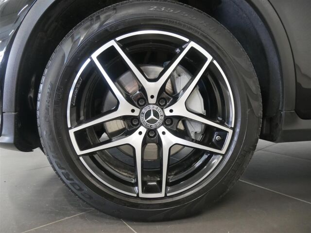 MERCEDES-BENZ GLC 2017 220 d 4Matic A Premium Business AMG