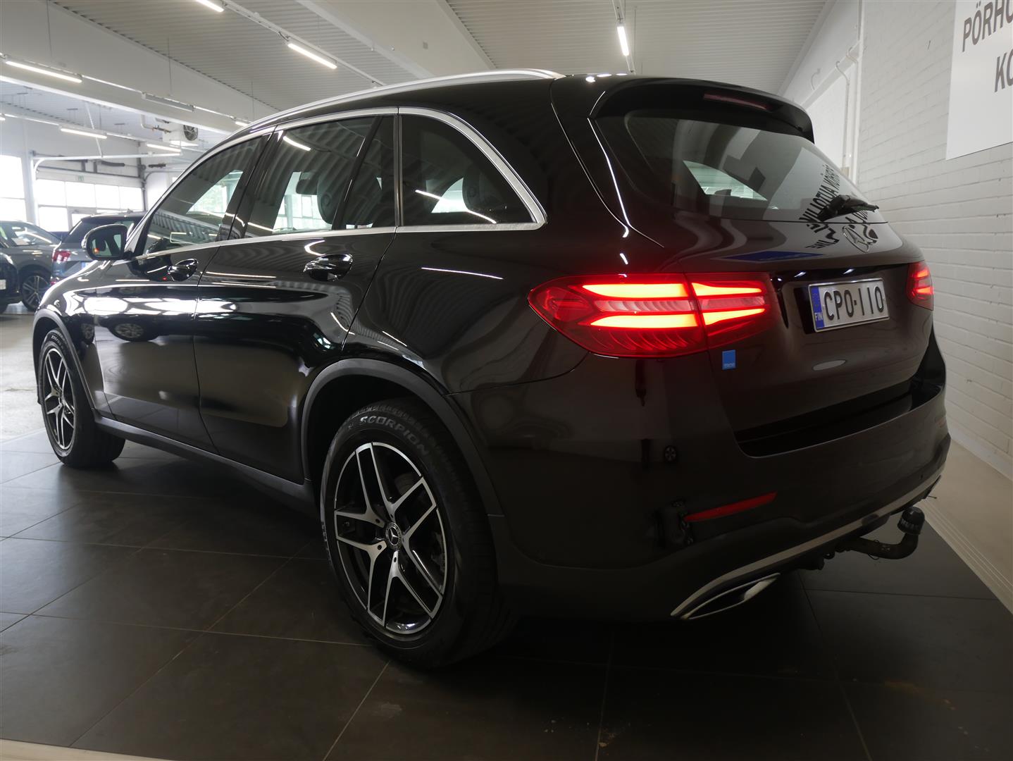 Mercedes-Benz GLC 2017, photo 3/20