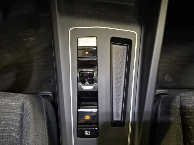 VOLKSWAGEN Golf 2021 Variant 1,5 eTSI 96 kW (MHEV) DSG-automaatti, 1-omisteinen, webasto, sähköluukku, ledit!