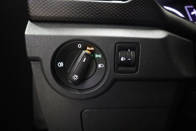 VOLKSWAGEN T-Cross 2021 Style Business 1,0 TSI 81 kW DSG-automaatti