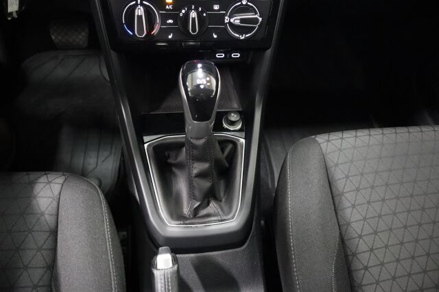 VOLKSWAGEN T-Cross 2022 Style Business 1,0 TSI 81 kW DSG-automaatti
