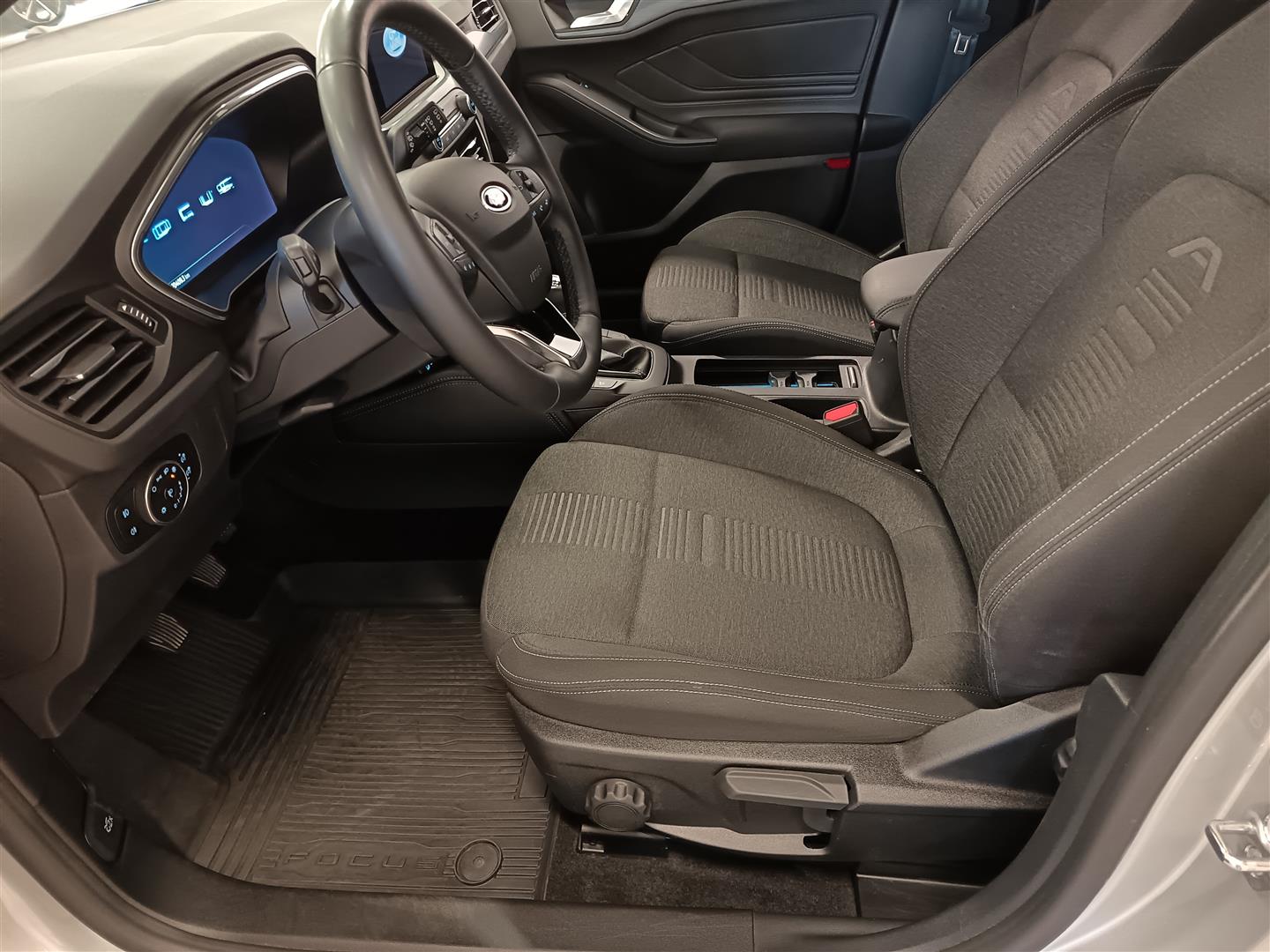 Ford Focus 2021, kuva 5/26