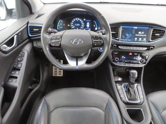 Hyundai IONIQ plug-in 2018 DCT