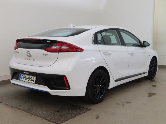 Hyundai IONIQ plug-in 2018 DCT