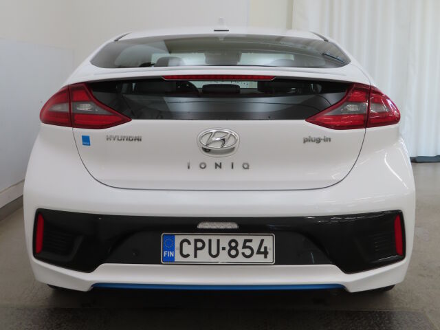 Hyundai IONIQ plug-in 2018 DCT