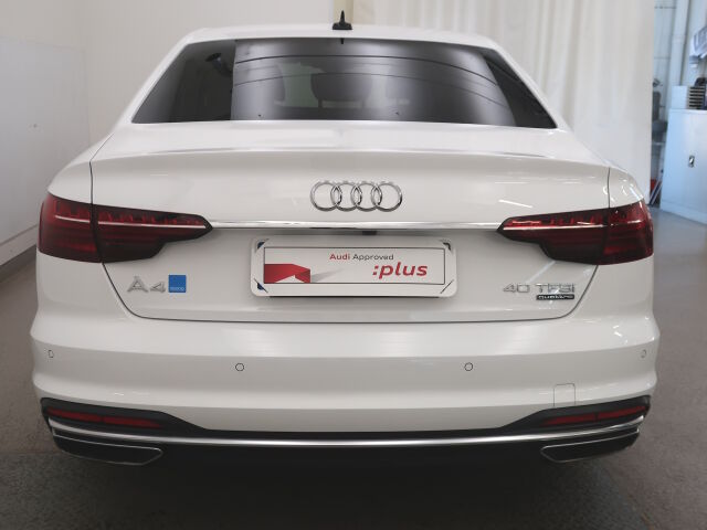 Audi A4 2022 Sedan Business Advanced 40 TFSI 150kW MHEV quattro S tronic