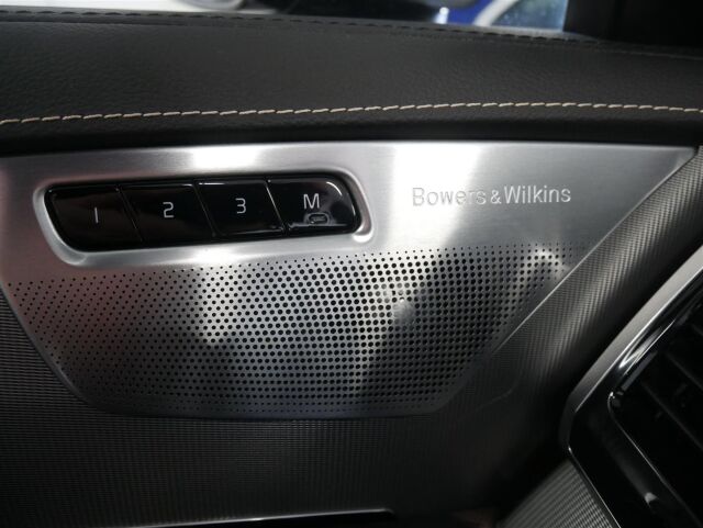 VOLVO XC90 2022 T8 AWD Long Range High Performance R-Design aut