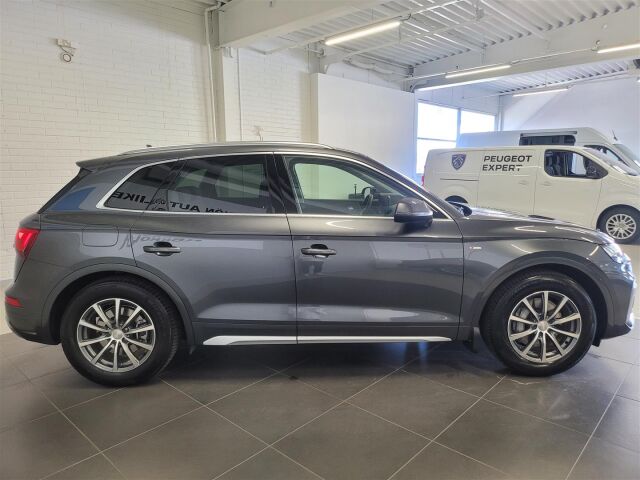 AUDI Q5 2022 S line 55 TFSI e 270 kW quattro S tronic Electrified Edition | Pörhö Takuu | Huippuvarusteltu |