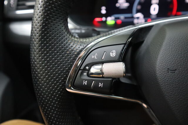 Skoda Superb 2022 Combi 1.4 TSI PHEV Ambition iV BusinessLine DSG Autom.