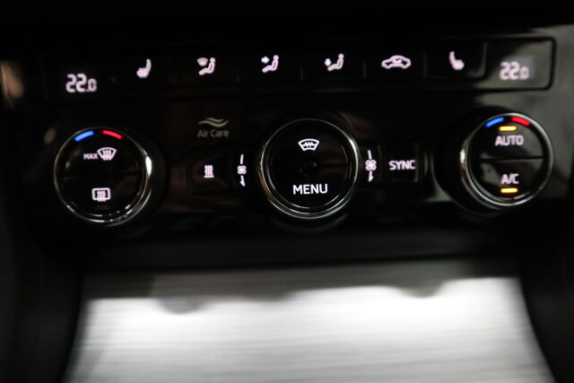 Skoda Superb 2022 Combi 1.4 TSI PHEV Ambition iV BusinessLine DSG Autom.