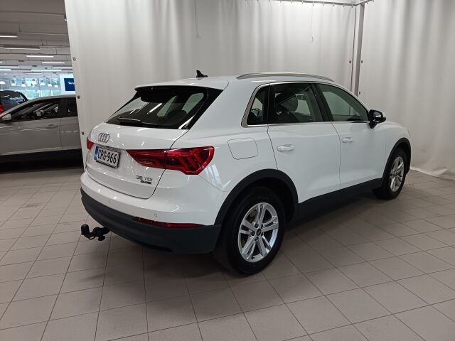 AUDI Q3 2022 Progress 35 TDI 110kW quattro S tronic