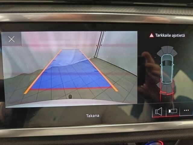 Audi Q3 2022 Progress 35 TDI 110kW quattro S tronic**TODELLA NÄPPÄRÄ NELIVETO**