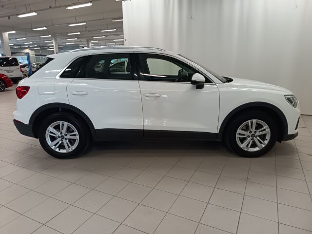 AUDI Q3 2022 Progress 35 TDI 110kW quattro S tronic