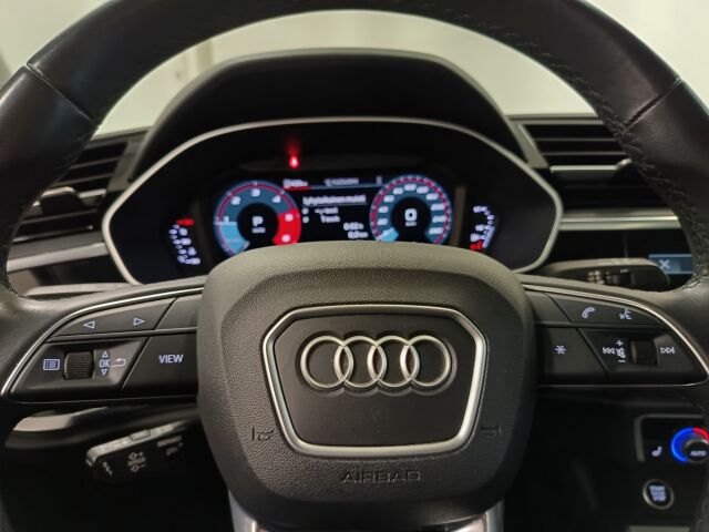 AUDI Q3 2022 Progress 35 TDI 110kW quattro S tronic
