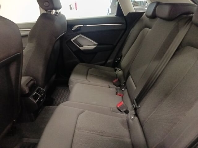 AUDI Q3 2022 Progress 35 TDI 110kW quattro S tronic