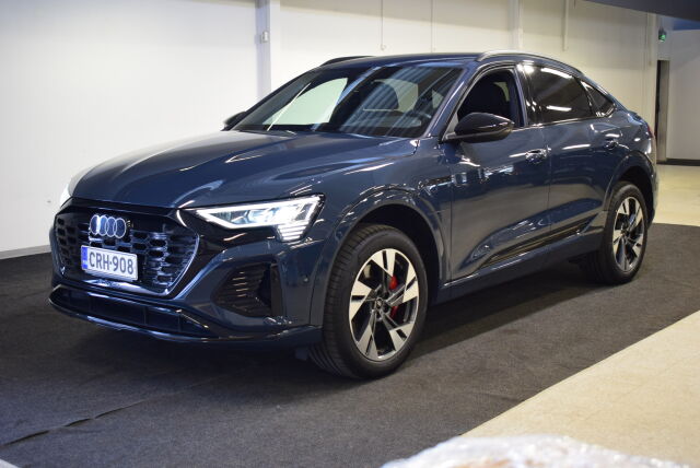 Audi Q8 e-tron 2023 Sportback 50 S line Launch Edition. Erinomaisella varustuksella.