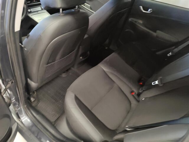 HYUNDAI KONA 2023 electric 64 kWh 204 hv Style