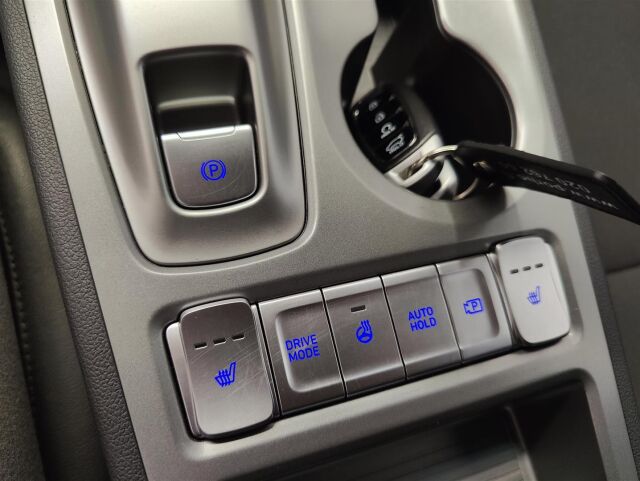 HYUNDAI KONA 2023 electric 64 kWh 204 hv Style