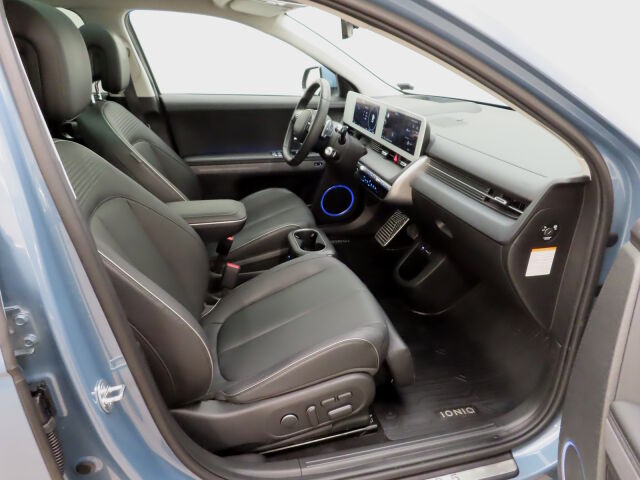 Hyundai IONIQ 5 2025 77 kWh 229 hv Premium Business *Huippuvarusteet!